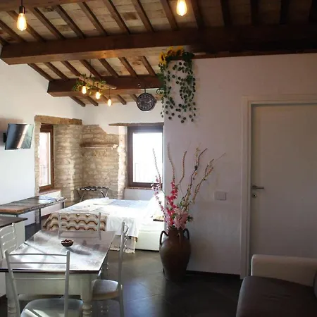 Apartment L'alpaca Della Rossa - Genga (Ancona)