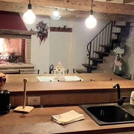 Apartament L'alpaca Della Rossa - Genga (Ancona)