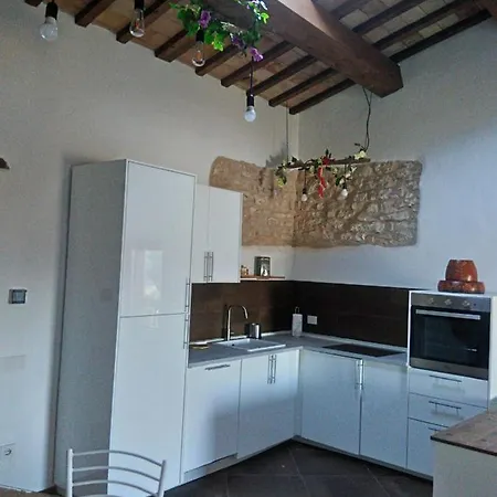 L'alpaca Della Rossa - Appartamento Genga (Ancona)
